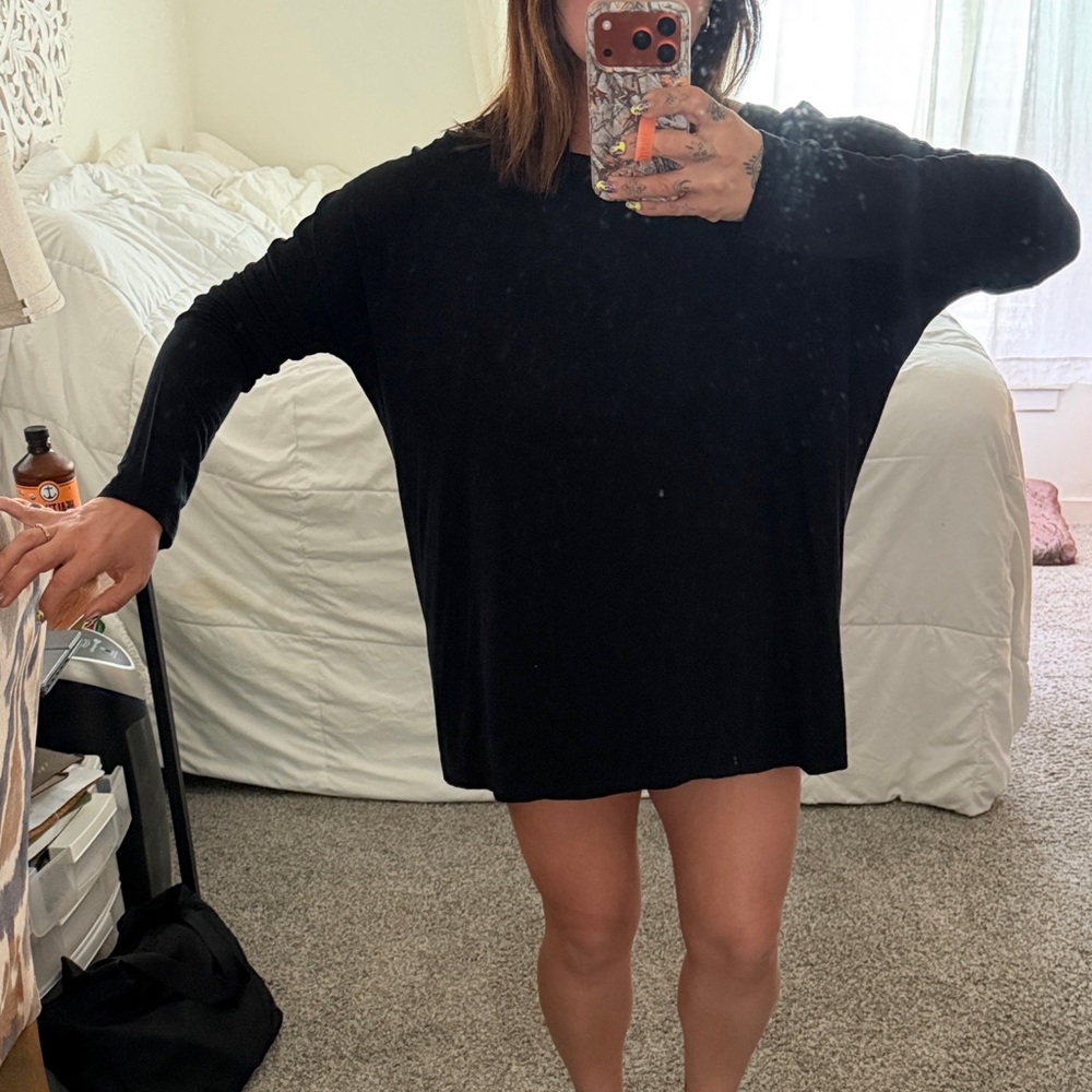 Hatch Black Maternity Oversized Long Sleeve Crew Tee - Picture 4 of 7